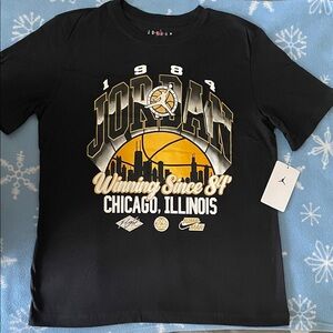 Brand new! Jordan Jumpman Boys Black and Gold Chicago Graphic Tee